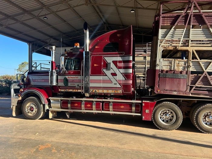 2021 Western Star 6964