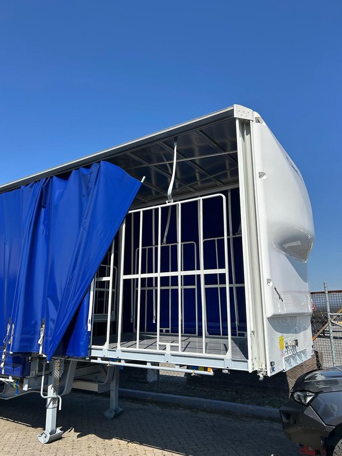 2025 CIMC 34 Pallet Drop Deck Mezz Curtainisder B Double, In Brisbane