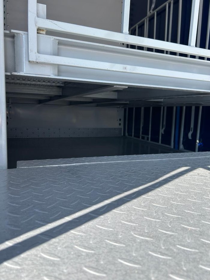 2025 CIMC 34 Pallet Drop Deck Mezz Curtainisder B Double, In Brisbane