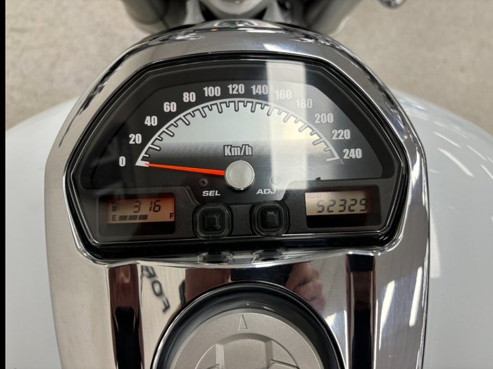 2008 Suzuki VZR 1800 BOULEVARD (M109R) White