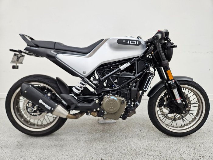 2021 HUSQVARNA VITPILEN 401 grey