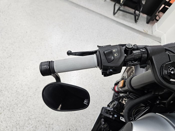 2021 HUSQVARNA VITPILEN 401 grey