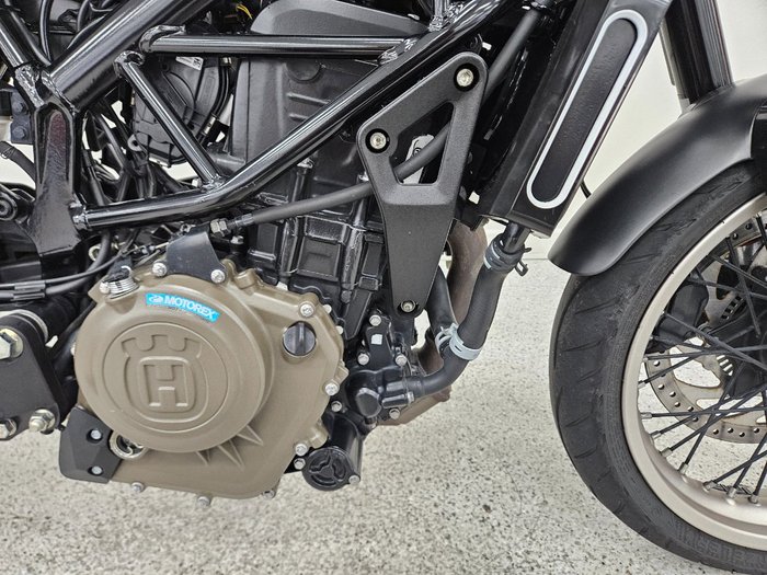 2021 HUSQVARNA VITPILEN 401 grey