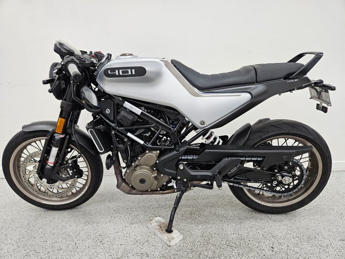 2021 HUSQVARNA VITPILEN 401 grey