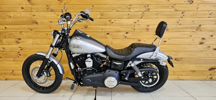 2017 Harley-davidson FXDB STREET BOB Silver