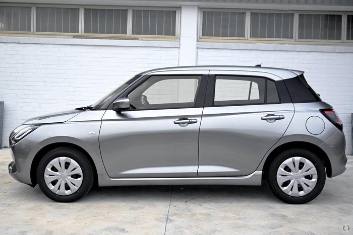 2025 Suzuki Swift Hybrid UZ Premium Silver