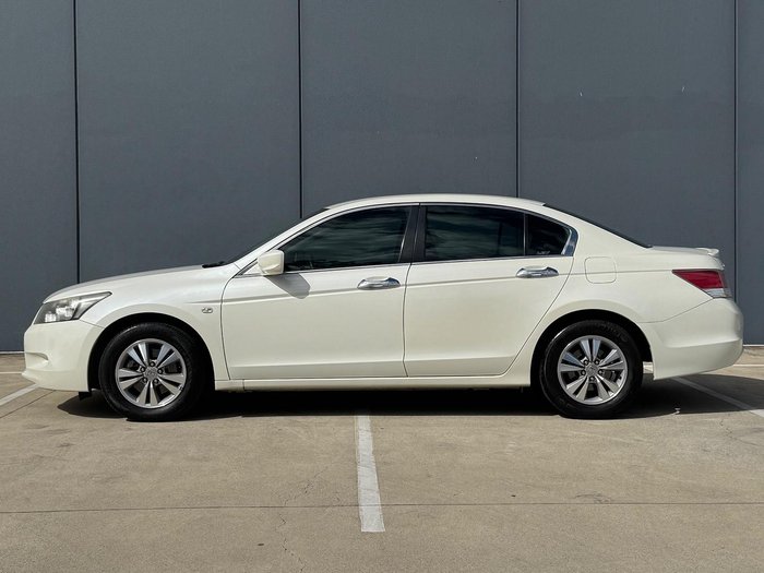 2010 Honda Accord Limited Edition 8th Gen MY10 Brilliant White