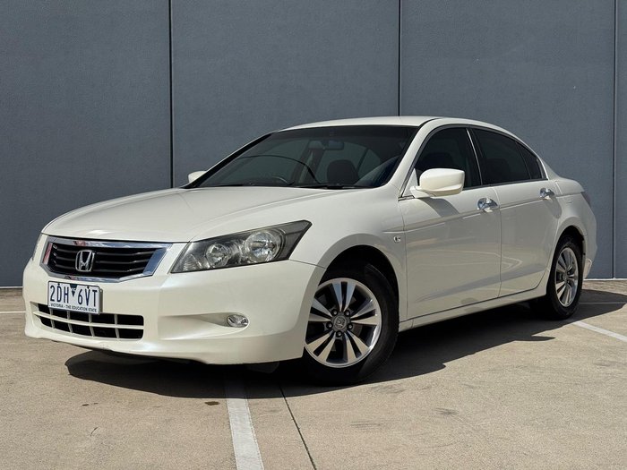 2010 Honda Accord Limited Edition 8th Gen MY10 Brilliant White