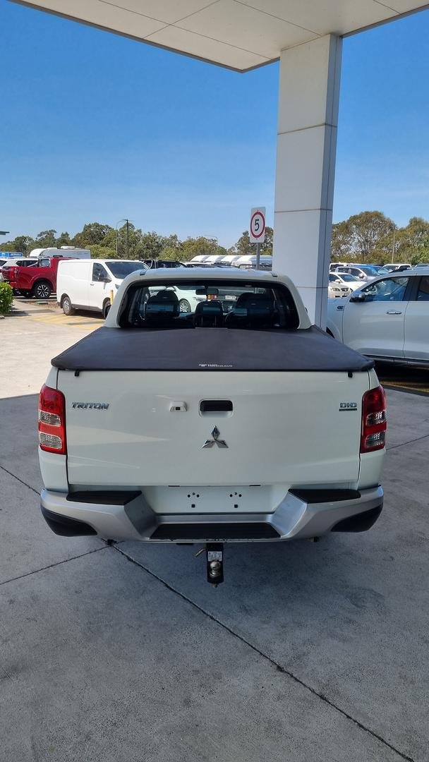 2018 Mitsubishi Triton GLX