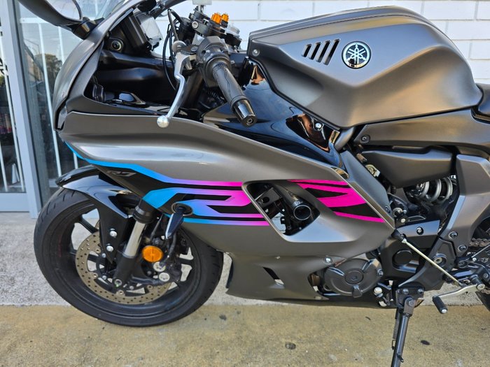 2024 YAMAHA YZF-R7LA GREY