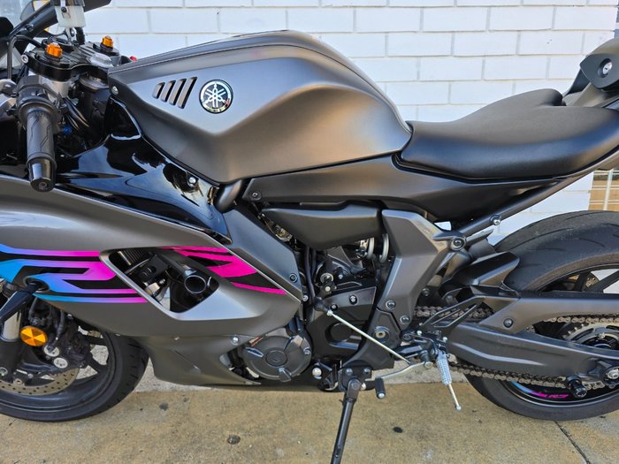 2024 YAMAHA YZF-R7LA GREY