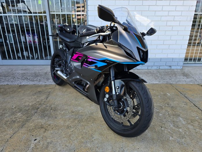 2024 YAMAHA YZF-R7LA GREY