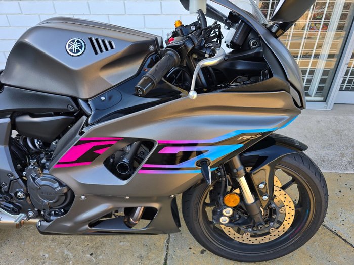 2024 YAMAHA YZF-R7LA GREY