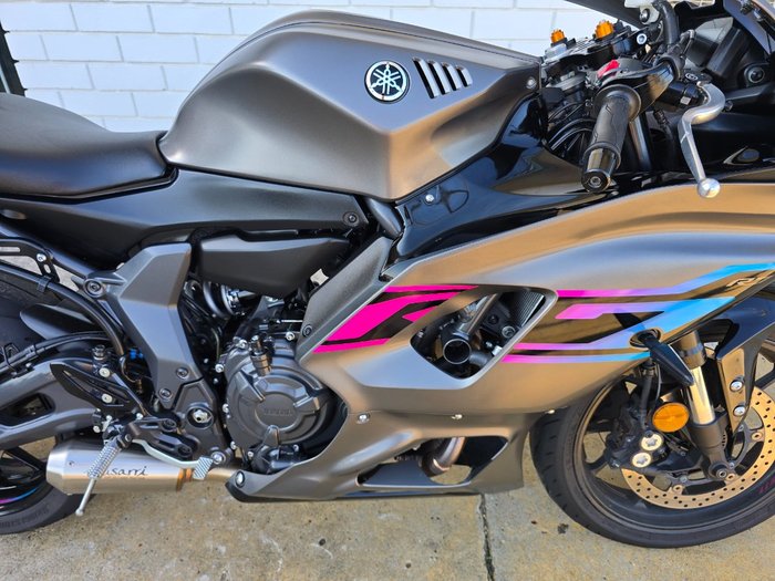 2024 YAMAHA YZF-R7LA GREY