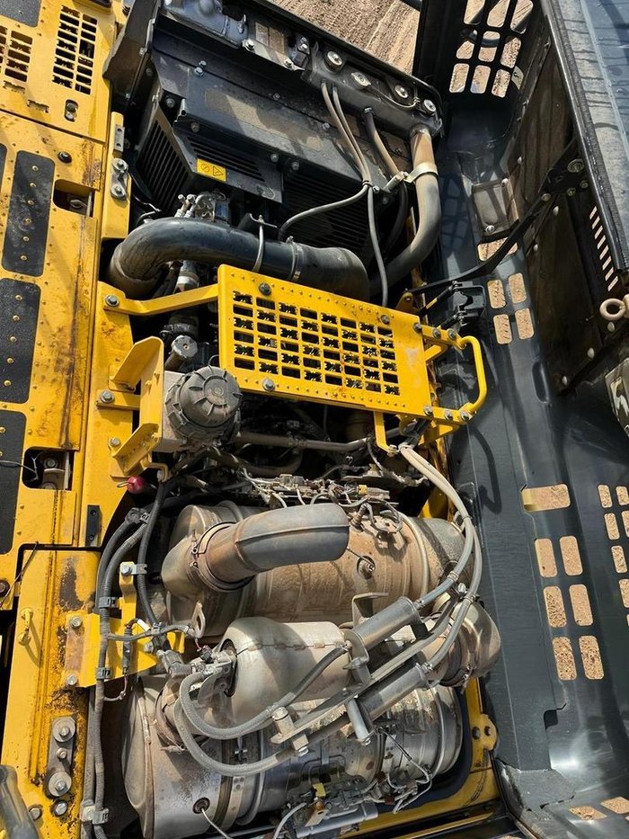 2018 Komatsu Pc360 Lc-11