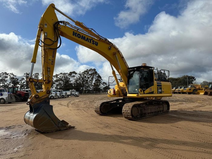 2018 Komatsu Pc360 Lc-11
