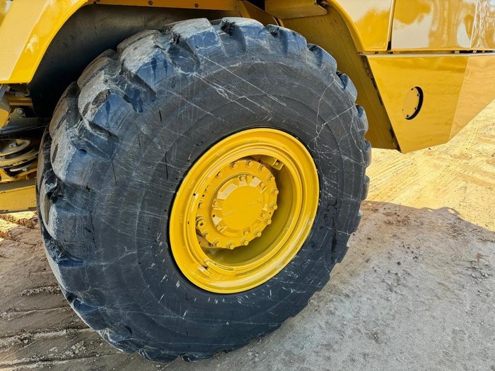 2021 Caterpillar 730 