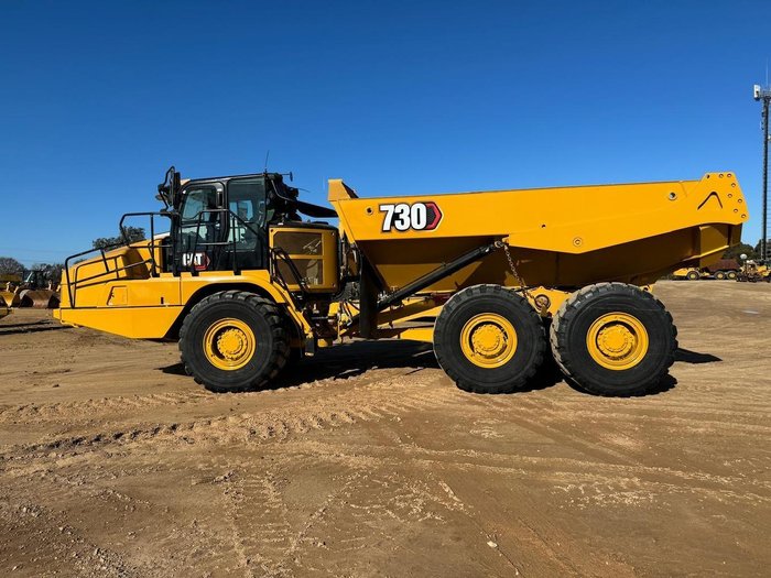 2021 Caterpillar 730 