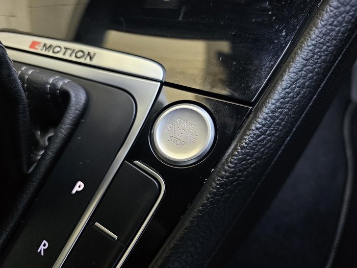 2020 Volkswagen Golf R Final Edition 7.5 MY20 Four Wheel Drive Victory Blue