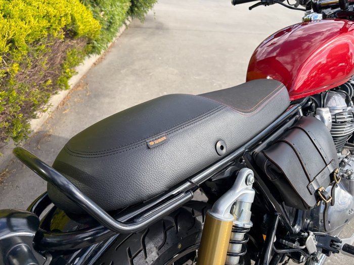 2022 Royal Enfield INTERCEPTOR 650 E5 CLASSIC Red