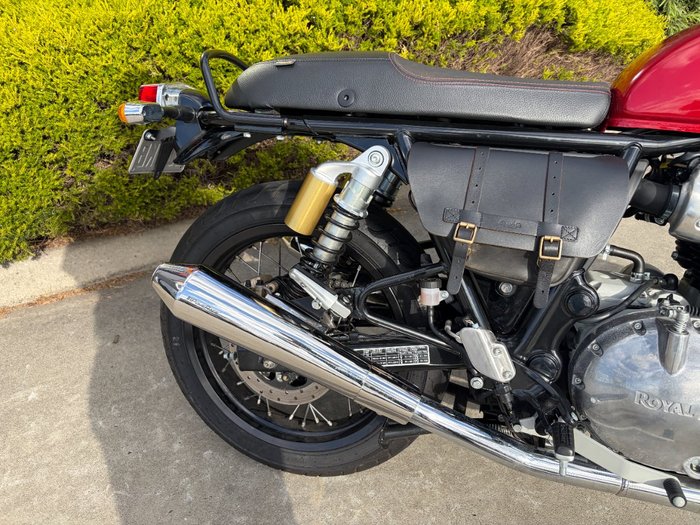 2022 Royal Enfield INTERCEPTOR 650 E5 CLASSIC Red