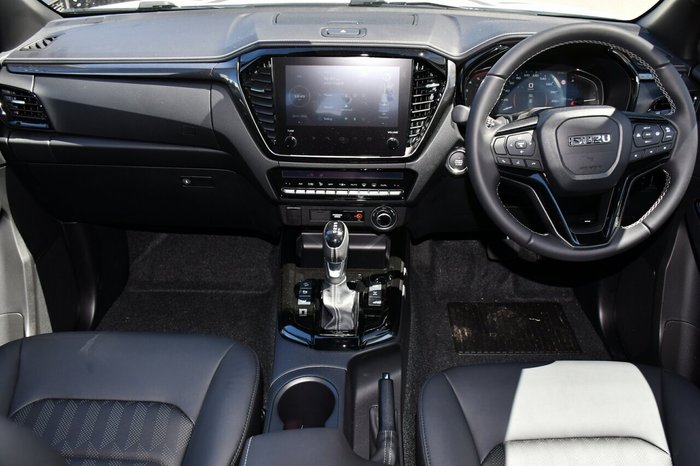 2025 Isuzu D-MAX BLADE