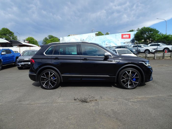 2023 Volkswagen Tiguan R