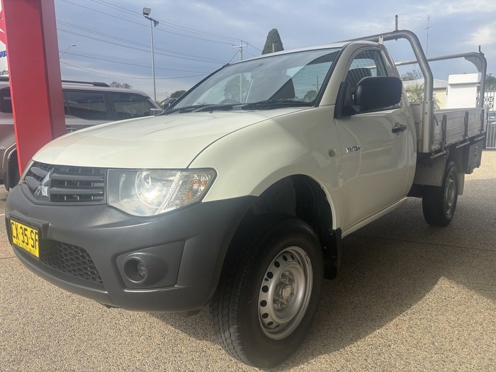2014 Mitsubishi Triton GL