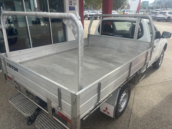 2014 Mitsubishi Triton GL