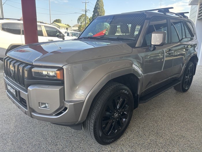 2024 Toyota Landcruiser Prado