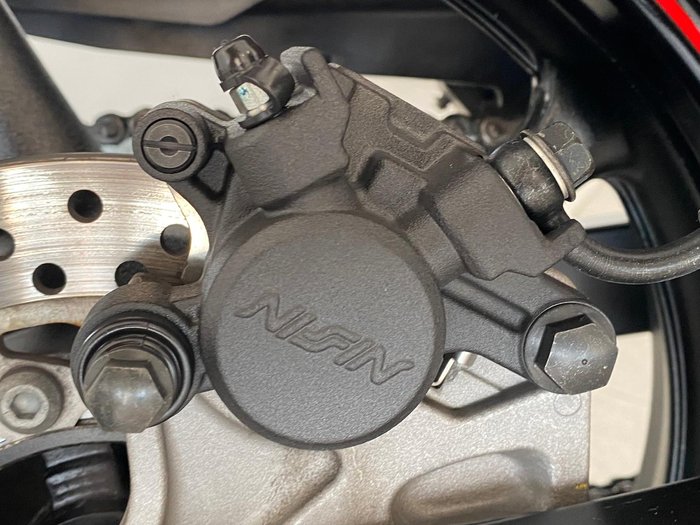 2013 Yamaha FZ6R FZ White