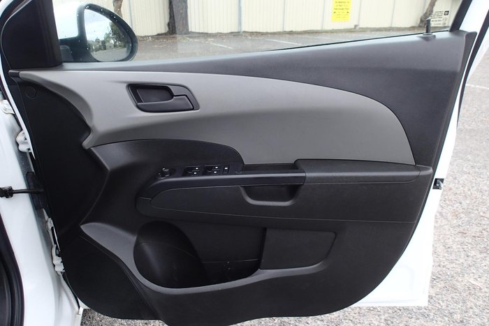 2016 Holden Barina CD TM MY16 Summit White