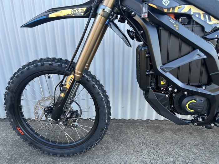 SUR-RON ULTRA BEE X HP OFF ROAD GOLD