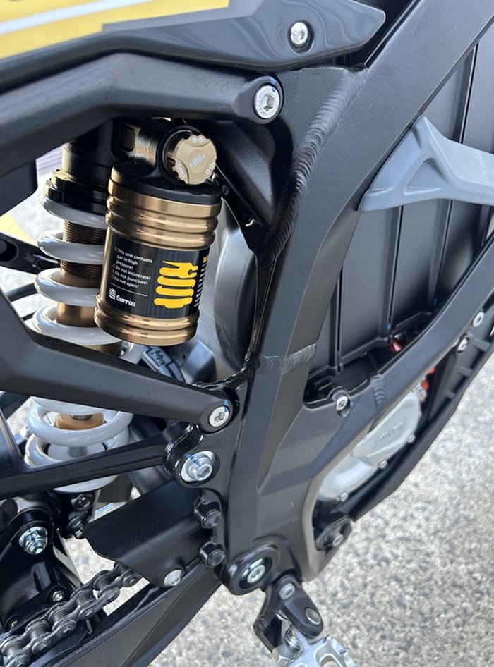 SUR-RON ULTRA BEE X HP OFF ROAD GOLD