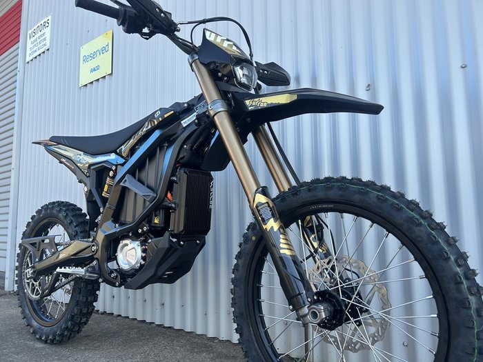 SUR-RON ULTRA BEE X HP OFF ROAD GOLD