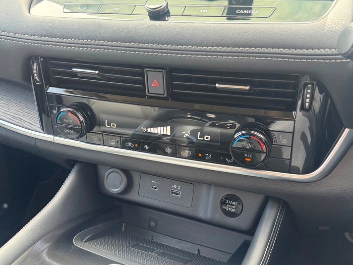 2025 Nissan X-TRAIL ST-L