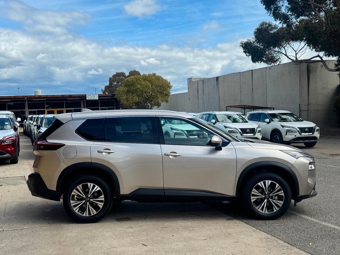 2025 Nissan X-TRAIL ST-L