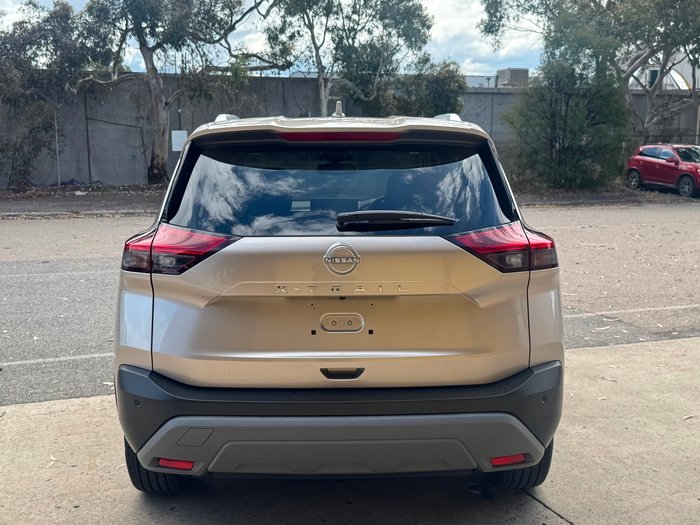 2025 Nissan X-TRAIL ST-L