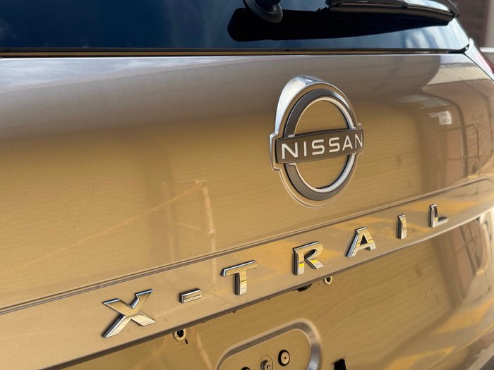 2025 Nissan X-TRAIL ST-L