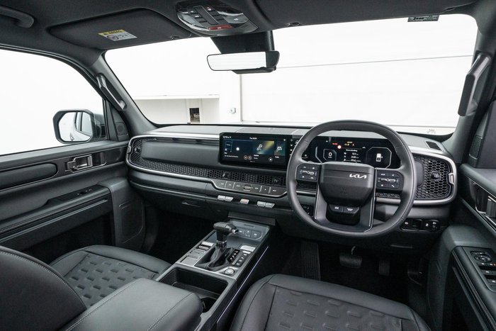 2025 Kia Tasman SX+