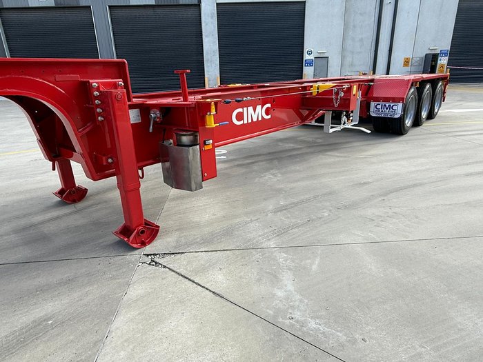 2025 CIMC 40' Drop Deck Skeletal 