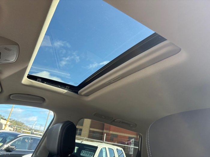 2025 LDV D90 Executive