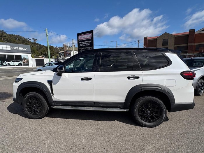 2025 LDV D90 Executive SV9A MY25 4X4 Dual Range Metal Black