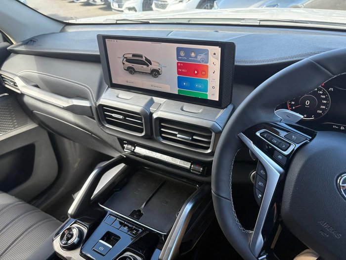 2025 LDV D90 Executive