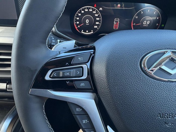 2025 LDV D90 Executive