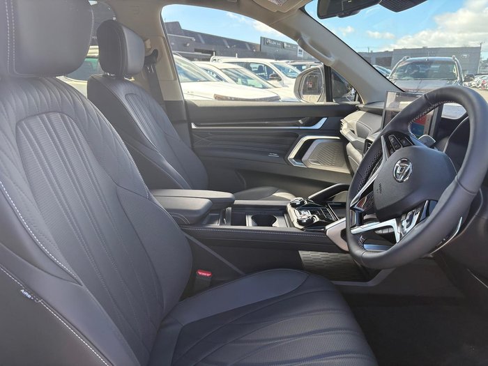 2025 LDV D90 Executive