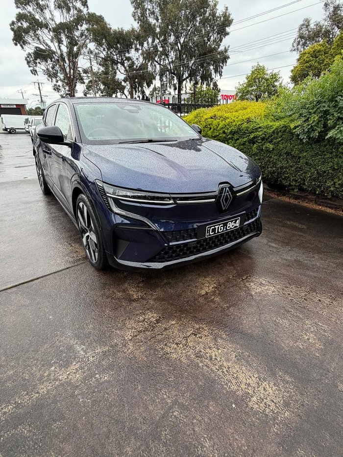 2024 Renault Megane E-Tech Techno EV60 XCB MY24 Night Blue with Diamond Black roof
