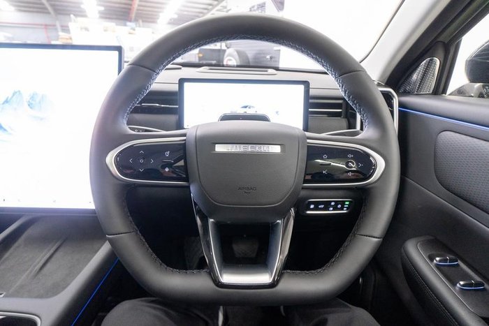 2025 Jaecoo J7 SHS Summit