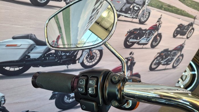 2016 Harley-davidson FXSB SOFTAIL BREAKOUT Black