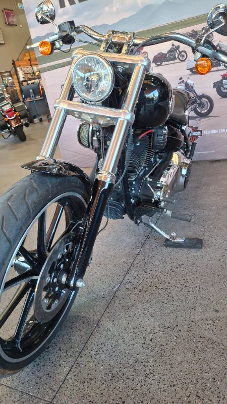 2016 Harley-davidson FXSB SOFTAIL BREAKOUT Black